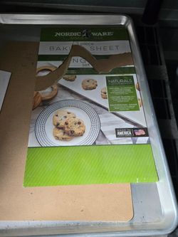 Nordic Ware 3-Piece Baking Sheet Set