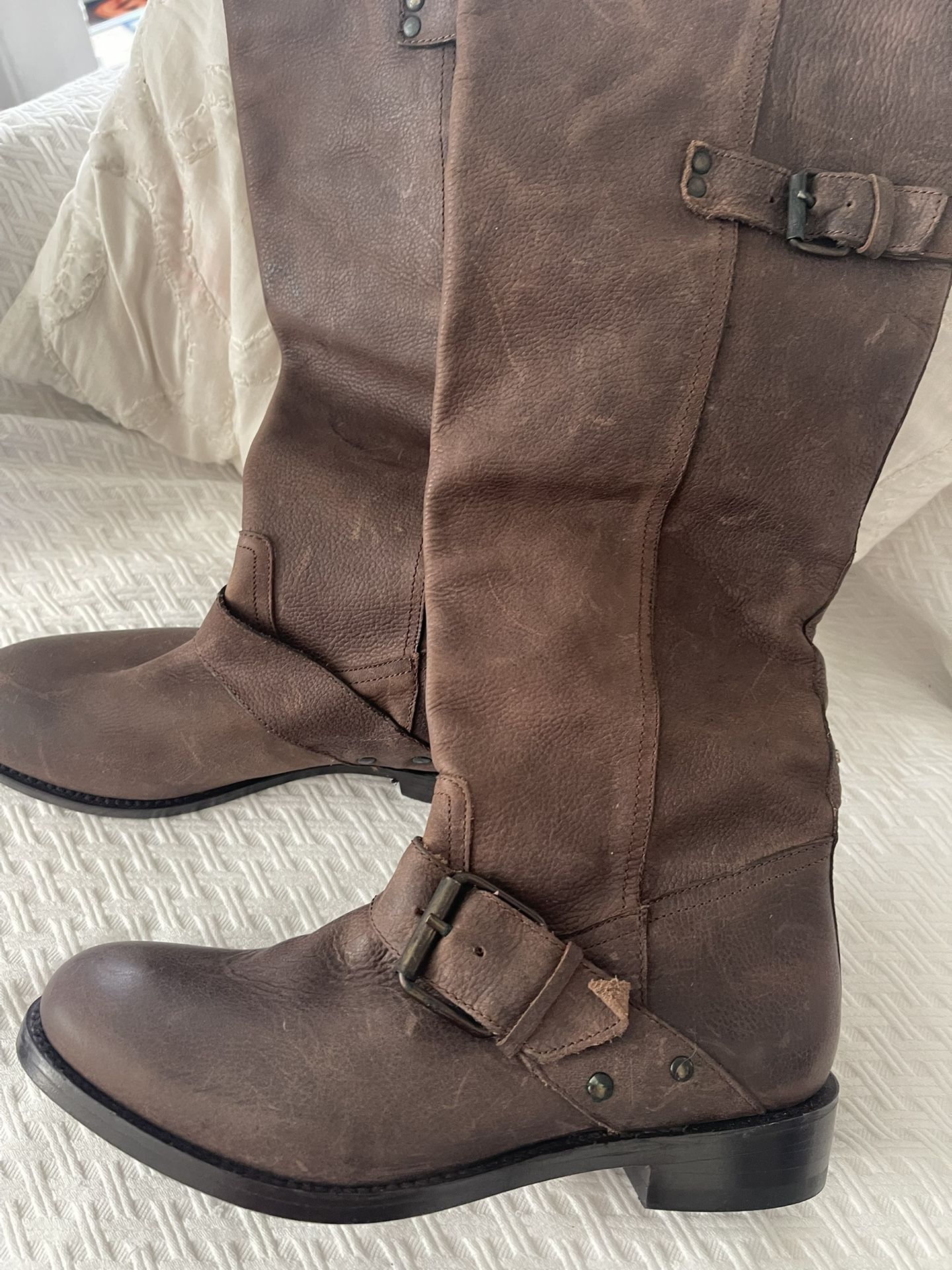 Leather boots Dolce Vita