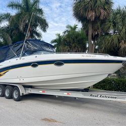 2002 Chaparral 28 feet twin Volvo 5.7