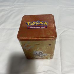 Pokémon Stack Em High Fighting Tin With Random Cards And Collector Coin