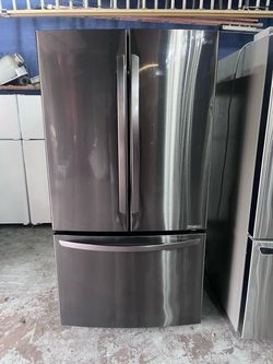 LG black stainless steel refrigerator