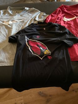 Boys Nike dry fit T-shirts size medium