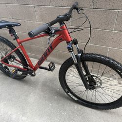 Giant Talon 2, Size Medium, Mtb Hardtail Bike