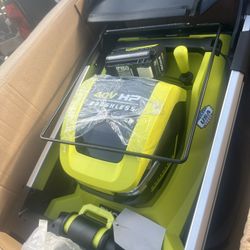 Lawnmower Rioby Con Battery 