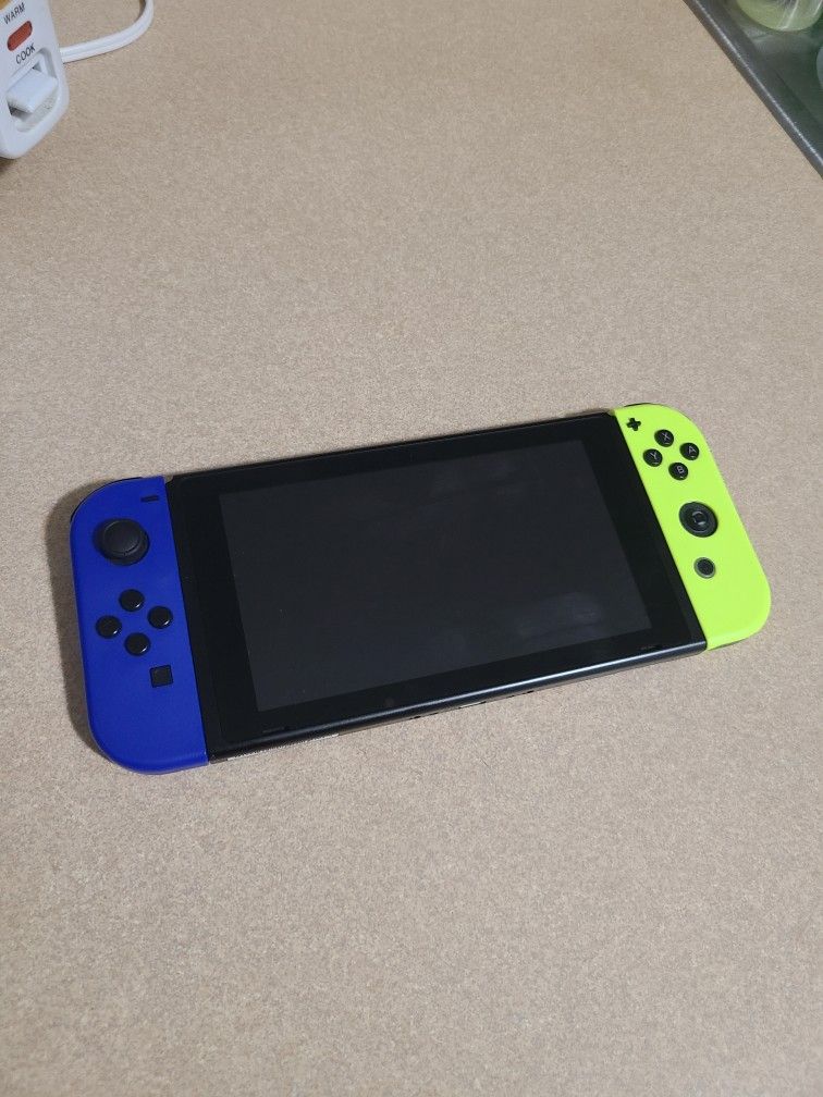 Nintendo Switch (READ DESCRIPTION)