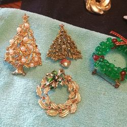 Christmas Boaches 