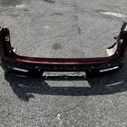 2023 jeep Wagoneer Rear Bumper Great Condition 
