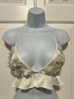 Elamef White Floral Halter Crop Top