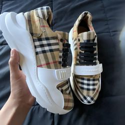 Burberry Shoe Size 10 Men