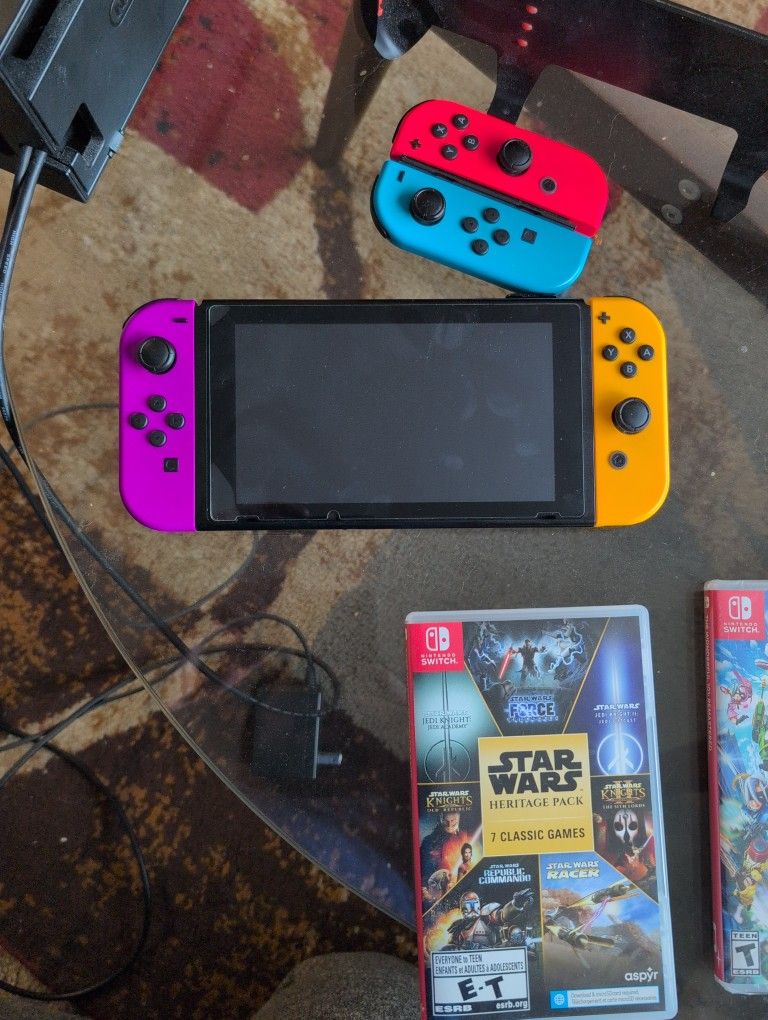 Nintendo Switch 