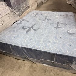King Mattress Stearns And Foster Estate Firm Pillowtop 