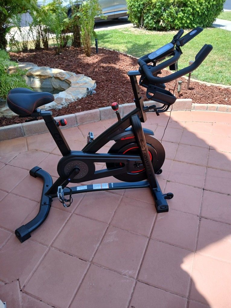 Bowflex C6 Exercise Bike – Excellent Condition