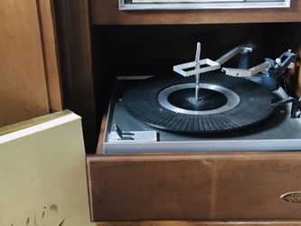 STEREO CABINET