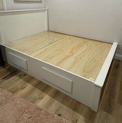 White Wood Bed Frame – Good Condition