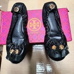 Tory Burch Reese Designer Ruffle Tassel Flats Size 8