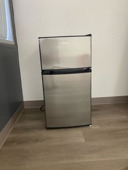 Upstream Mini 2 door Refrigerator 3.2 Cu ft