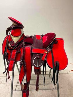 Montura charra bordada