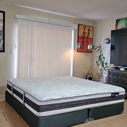 KING SIZE SET, SERTA ICOMFORT BRAND