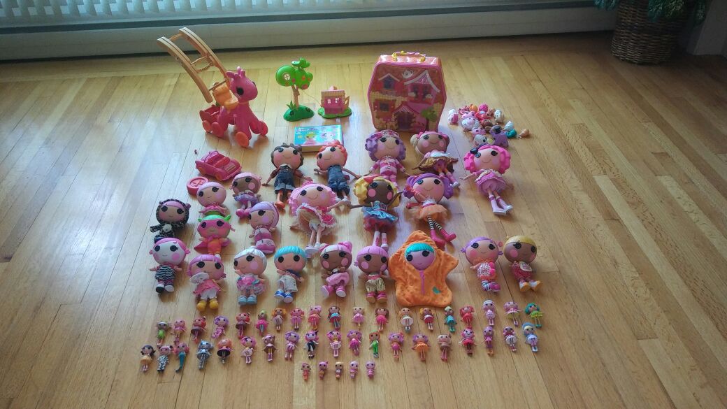 Lalaloopsy dolls / toys