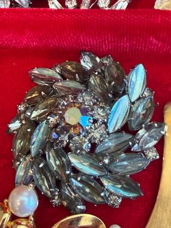 HUGE Vintage/Modern  Brooch Collection