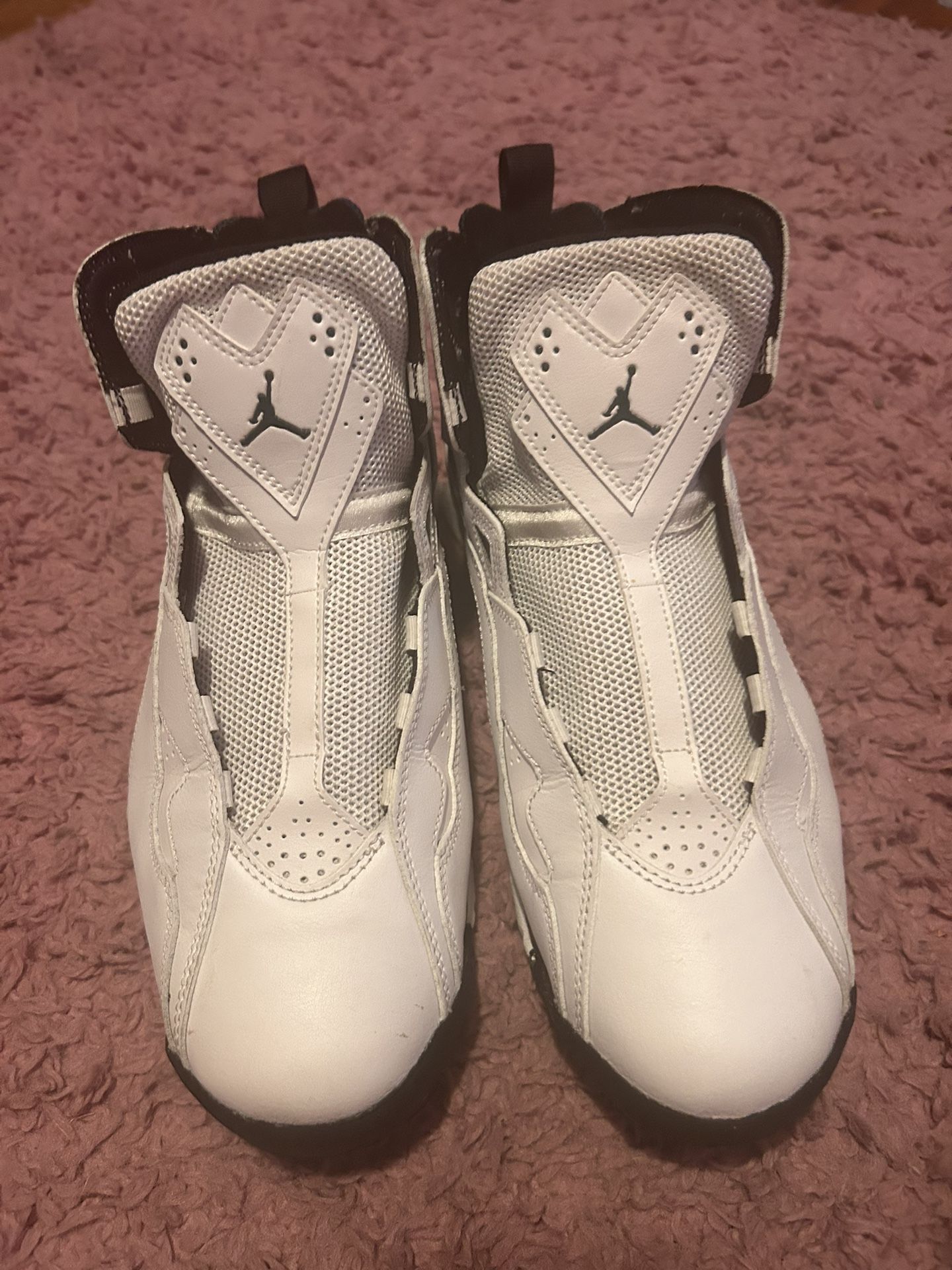 Jordan True Flights 9.5