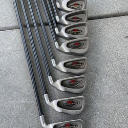 CALLAWAY BIG BERTHA IRON SET