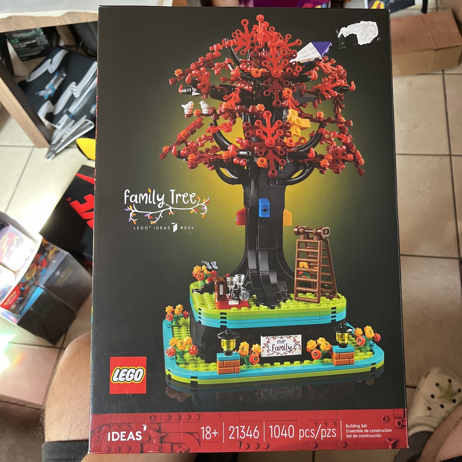 LEGO: LEGO Ideas 1040 Pcs Family Tree #54 Home Decor Building Set 21346 New 2025