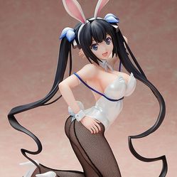 Hestia Freeing Bunnygirl Figure