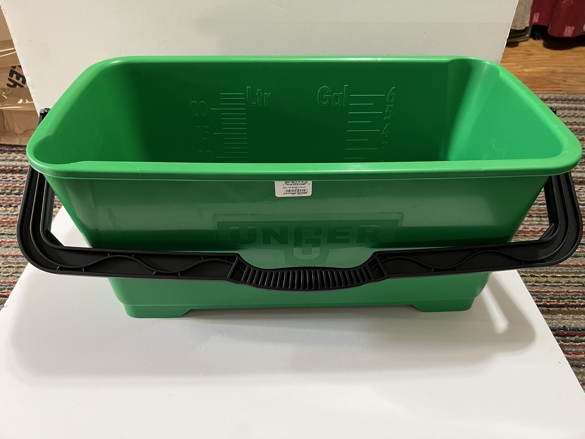 Unger Pro Bucket, 6 gal, Plastic, Green QB220 UNGER Unger QB(contact info removed)13484