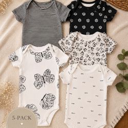 Carters 5 Pack Newborn Onesies - Like New