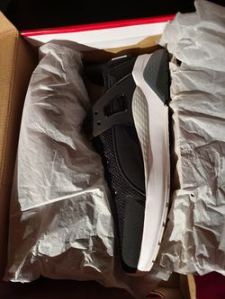 New Puma Men's Black 10.5