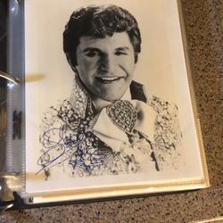 Liberace signed 8 x 10 photo