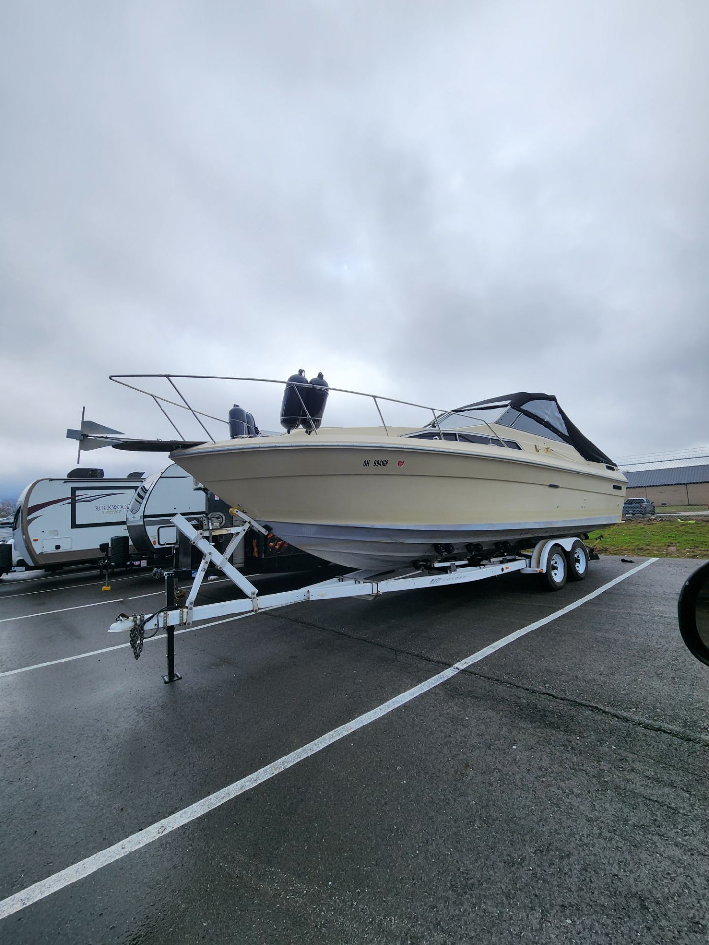 $$$$ UPDATED $$$$ 1982 SEARAY SUNDANCER 270 4.3L TWIN MERCRUSER MOTORS LOADED