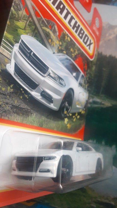 1/64 Scale 2018 White Dodge Charger