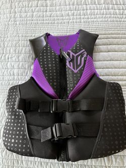 Brand New Never Used HO lifejacket women’s size medium
