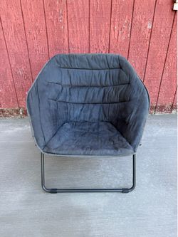 Foldable papasan like cloth chair