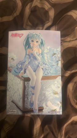 Hatsune Miku noodle stopper figure by Furyu