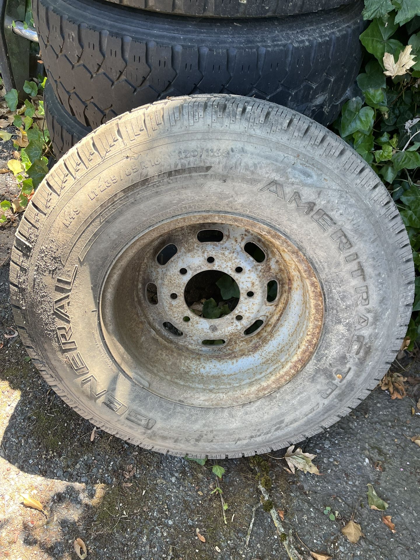 99-07 Ford F250 F350 Spare Tire