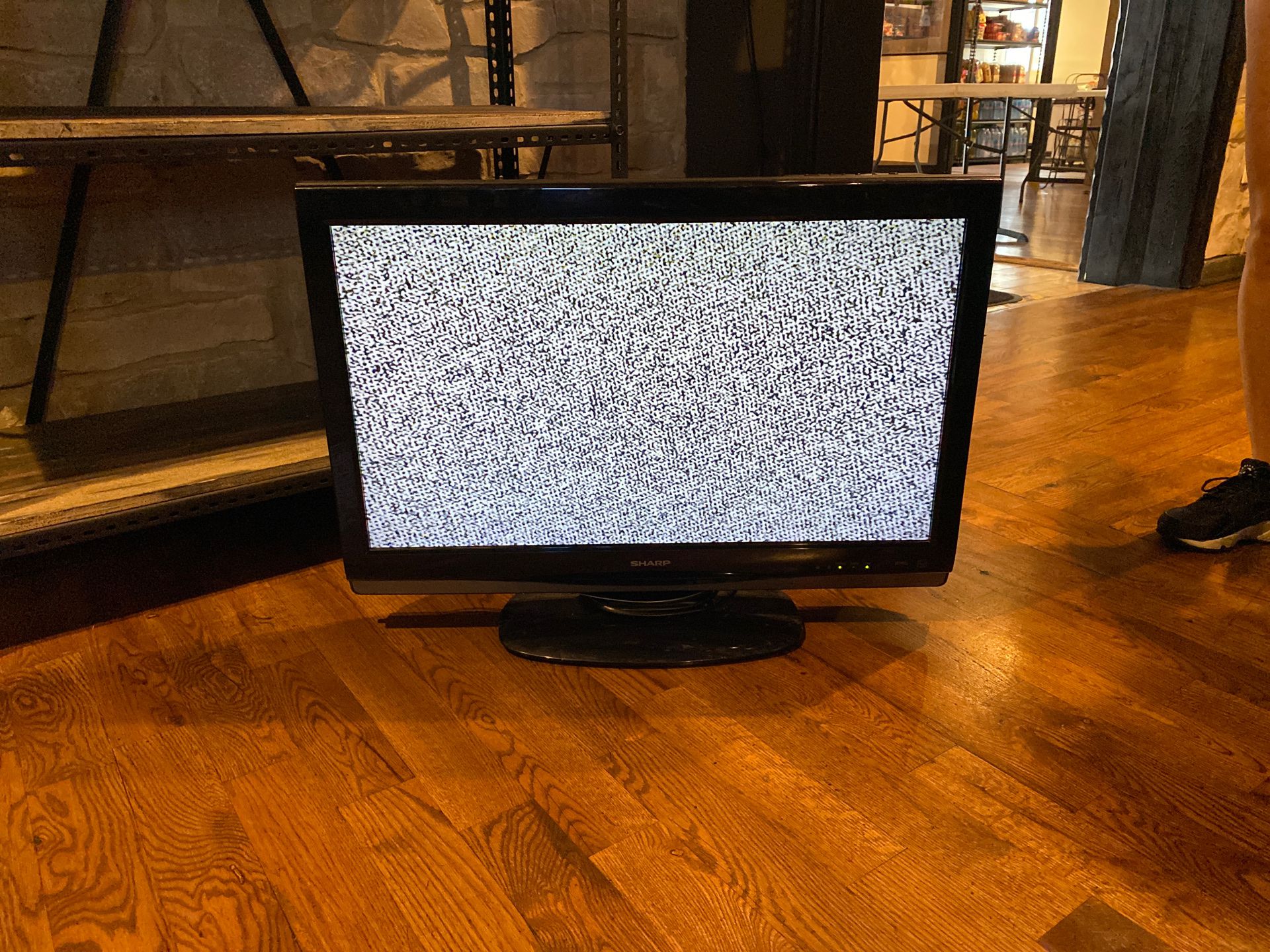 Sharp 32 inch tv