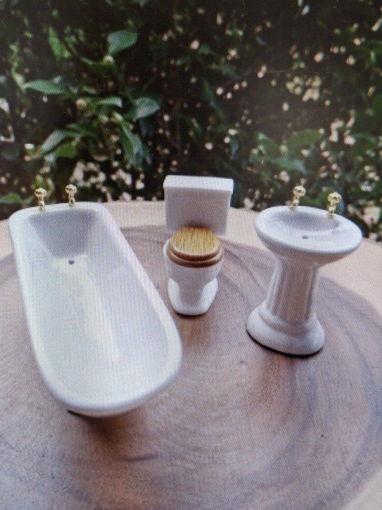 1/12 Scale Dollhouse Porcelain Bathroom Set