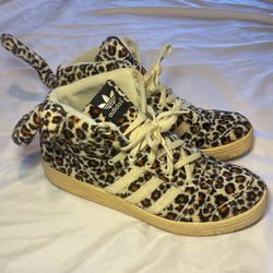 MAKE AN OFFER! Adidas Jeremy Scott Leopard Tail sneakers size 12 men’s