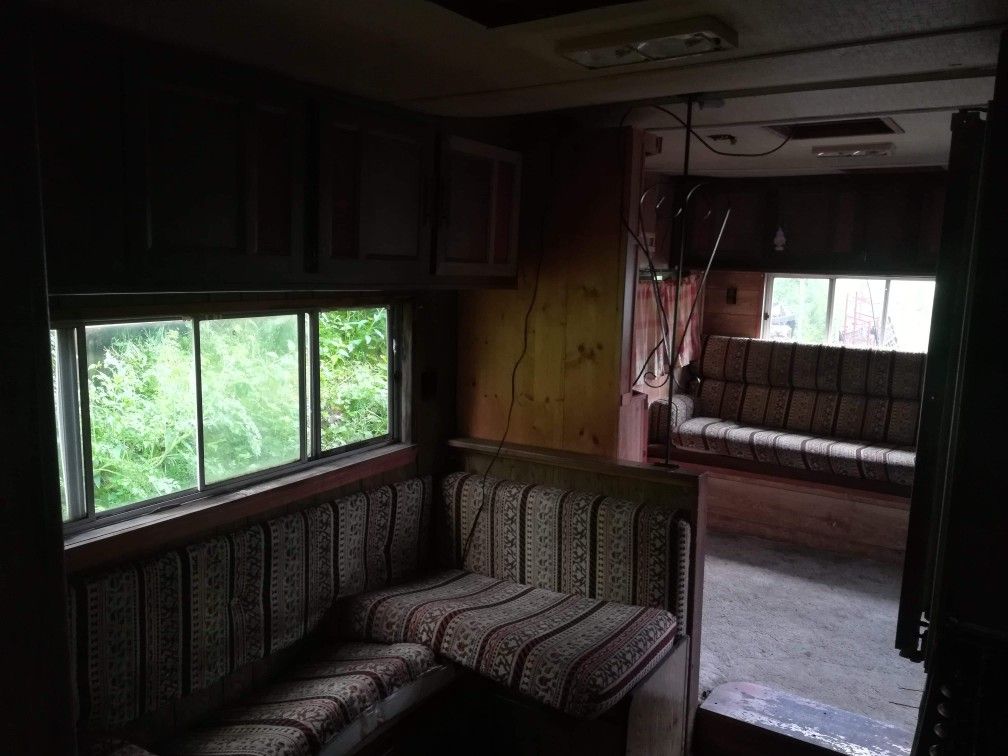 1970's RV Camper Cabin