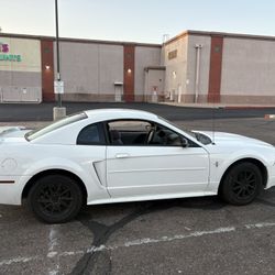 2002 Ford Mustang