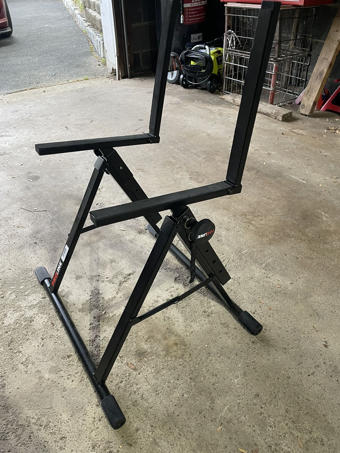 Proline Amp Stand