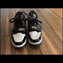 Jordan 1 Low  Patent Black White Gold