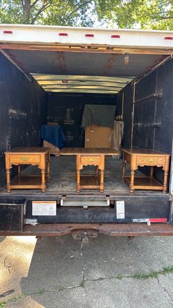 Nice set of 3 end tables with pullout drawers