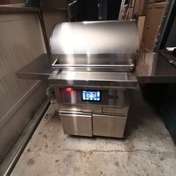 Coyote 36-inch freestanding pellet grill