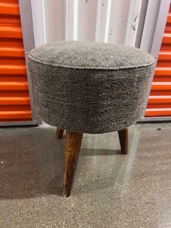 Round Modern Ottoman