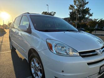 2005 Toyota sienna XLE