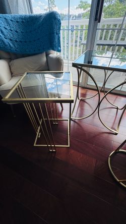 Modern Gold & Glass Accent Tables – Set of 3